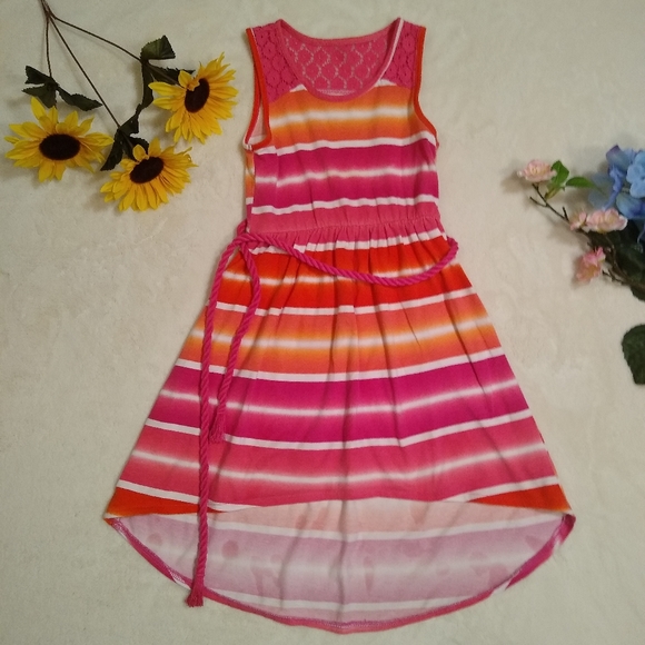 ( 3 X $12) Dresses, girl size 4 - Picture 6 of 7